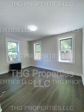678 Scotland Rd in Orange, NJ - Building Photo - Building Photo