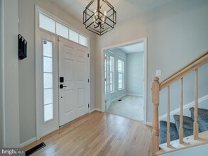 6311 Hot Spring Ln, Unit 1 in Fredericksburg, VA - Building Photo - Building Photo