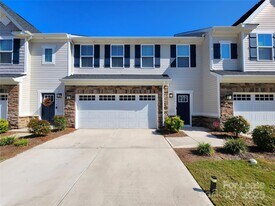 10412 Dalton Woods Ct NW in Huntersville, NC - Building Photo