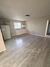 1222 Brighton Ave in San Antonio, TX - Building Photo - Building Photo