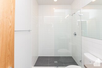 806 S Claremont Ave in Chicago, IL - Building Photo - Building Photo