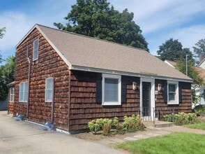 12 Taylor St in Nashua, NH - Building Photo - Building Photo