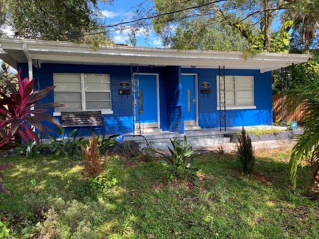 property at 1001 E Pine St