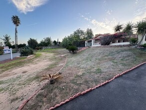 1904 Grove Rd in El Cajon, CA - Building Photo - Building Photo