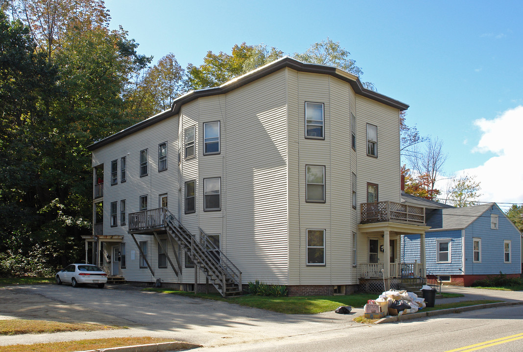 108 Mill St in Auburn, ME - Building Photo