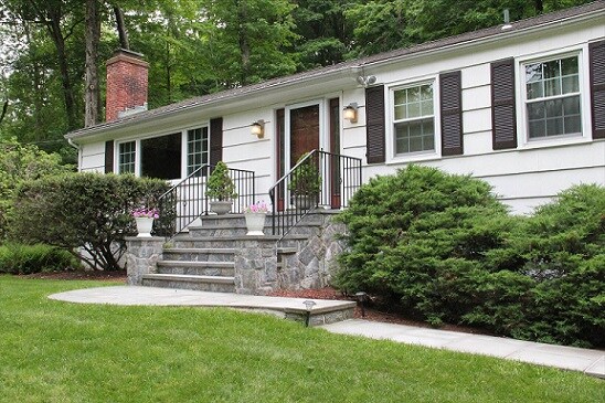 43 Kent Hills Ln in Wilton, CT - Building Photo