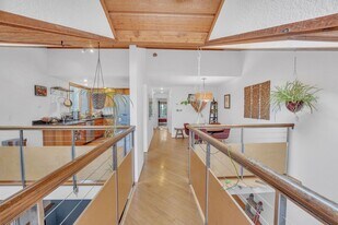 936 N 79th St in Seattle, WA - Building Photo