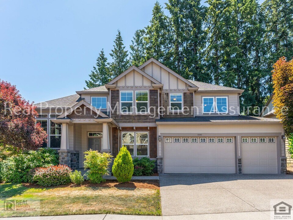 11040 NW Claire Ct in Portland, OR - Building Photo