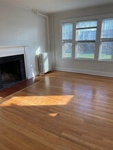 11 S Highland St, Unit 1 in West Hartford, CT - Building Photo - Building Photo