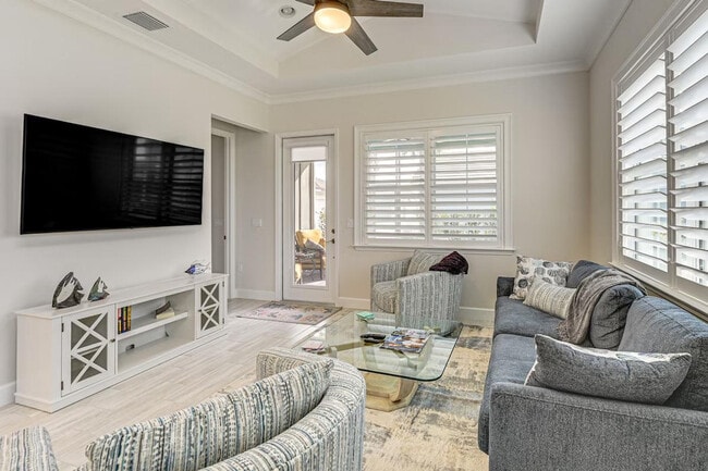 6983 Saona CT in Naples, FL - Building Photo - Building Photo