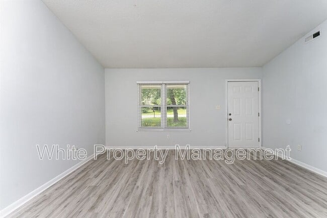 7230 Newell Acres Dr in Charlotte, NC - Building Photo - Building Photo