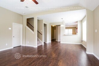 13433 Raintree Dr in Montgomery, TX - Foto de edificio - Building Photo