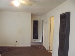 258 W Vine St, Unit 2 in Radcliff, KY - Building Photo - Building Photo