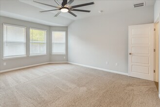 10741 Yellowtail Blvd in Boerne, TX - Building Photo - Building Photo