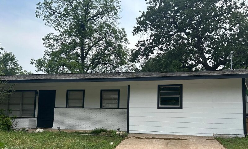 1203 Edgewood Ave in Austin, TX - Building Photo