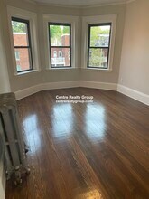 1855 Beacon St, Unit 3 in Brookline, MA - Building Photo - Building Photo