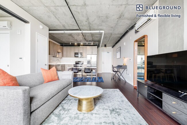 1900 1st Ave-Unit -FL7-ID31 in Seattle, WA - Building Photo - Building Photo
