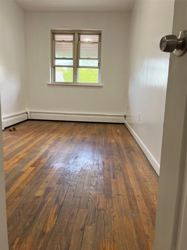 1115 Beach Ave in Bronx, NY - Building Photo - Building Photo