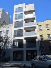 29 Montrose Ave in Brooklyn, NY - Building Photo - Building Photo