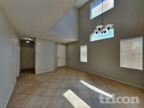 3593 Ashford Grove St in Las Vegas, NV - Building Photo - Building Photo