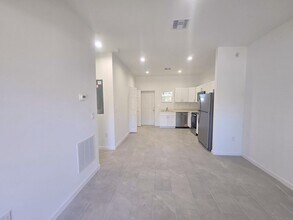 3301 69th St W in Lehigh Acres, FL - Building Photo - Building Photo