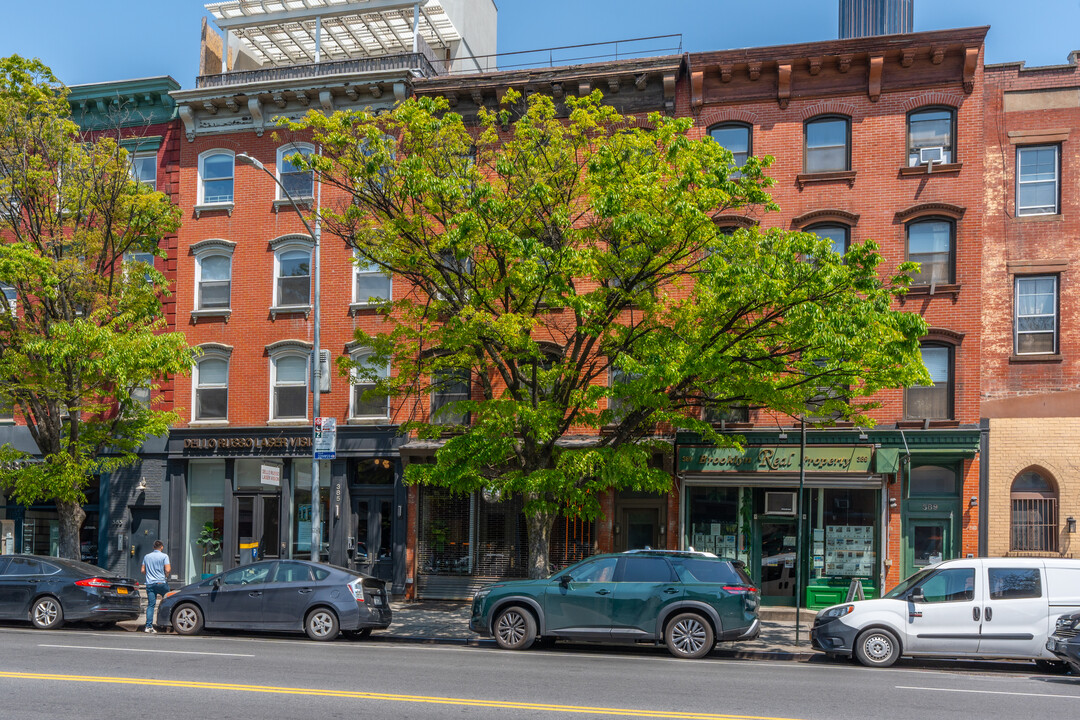 387 Atlantic Ave in Brooklyn, NY - Building Photo