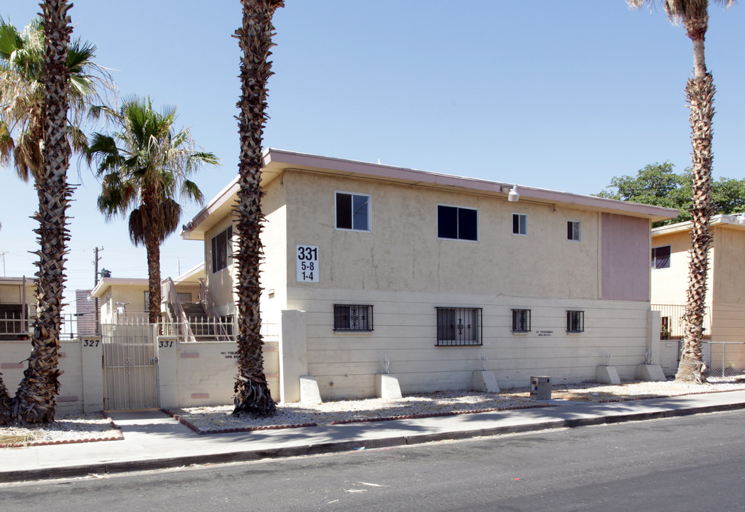 Montclair Apartments in Las Vegas, NV - Building Photo