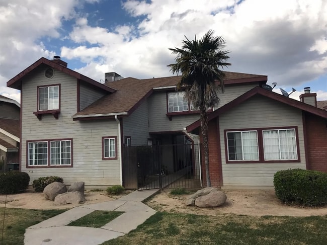 property at 4296 W Regency Ave