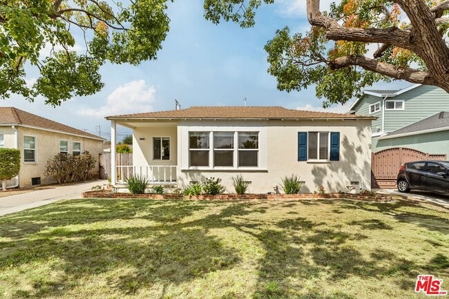 property at 7869 Croydon Ave