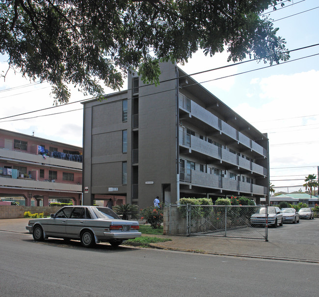 94-1047 Kahuamoku St in Waipahu, HI - Building Photo - Building Photo