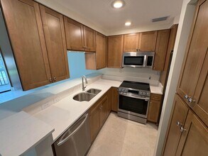 314 Westlake Ct in Niceville, FL - Foto de edificio - Building Photo