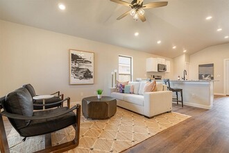 7217 37th St in Lubbock, TX - Building Photo - Building Photo