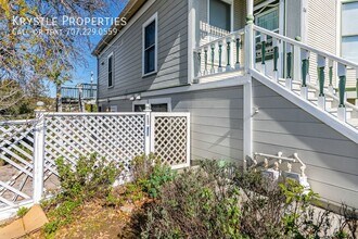 114 Kentucky St in Vallejo, CA - Foto de edificio - Building Photo