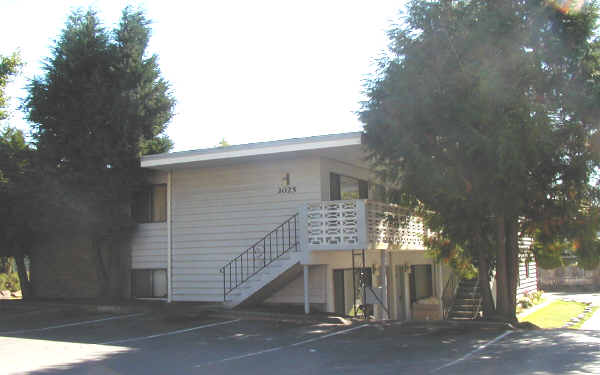 Cascade Apartments in Seattle, WA - Building Photo - Building Photo