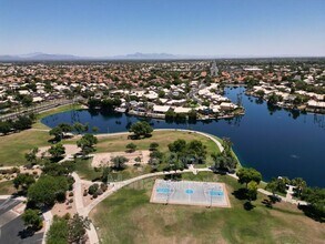 809 S Lagoon Dr in Gilbert, AZ - Building Photo - Building Photo