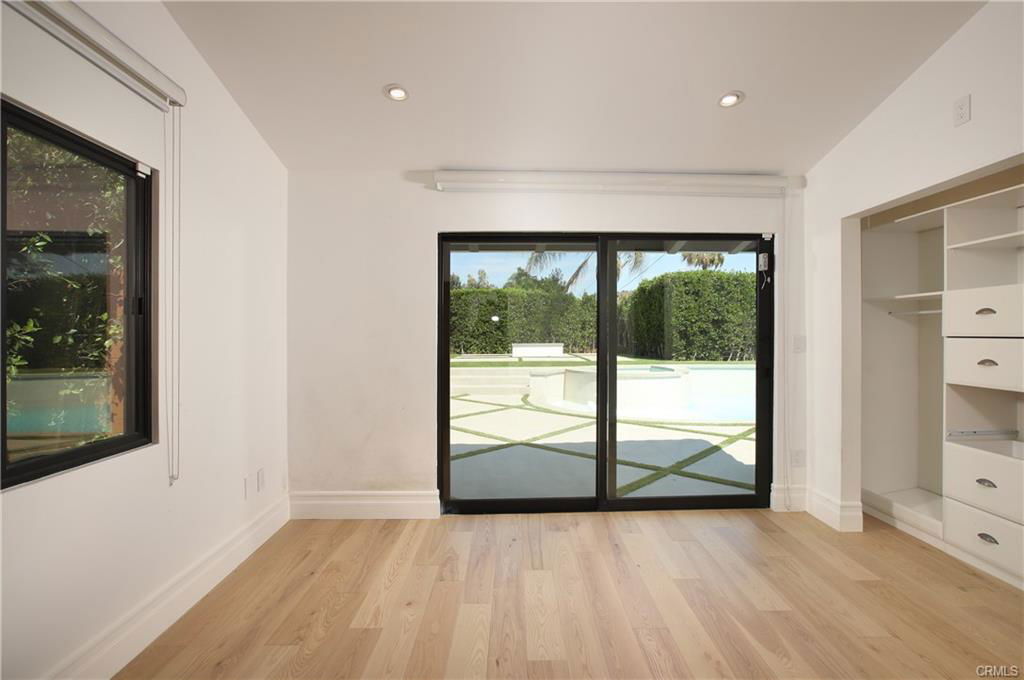 452 Woodbury Rd in Glendale, CA - Building Photo