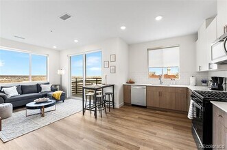 2876 W 53rd Ave in Denver, CO - Building Photo - Building Photo