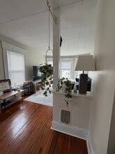 45 Nichols Ave in Fairfield, CT - Foto de edificio - Building Photo