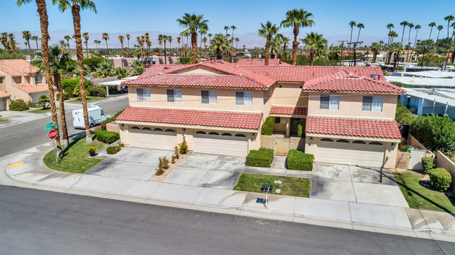 45350 Sunset Ln in Palm Desert, CA - Building Photo - Building Photo