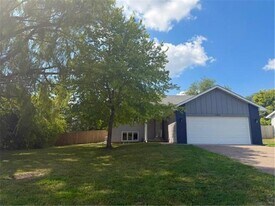 7936 Grinnell Way in Lakeville, MN - Building Photo