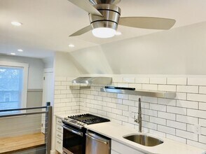 39 Bucknam St in Everett, MA - Building Photo - Building Photo