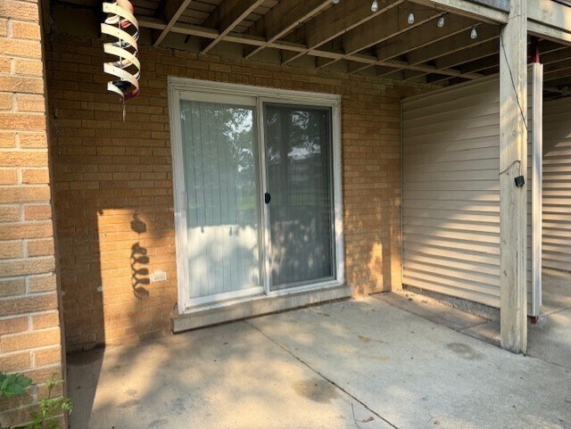 930 Beau Dr in Des Plaines, IL - Building Photo