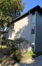 1764 Park Ave NE in Salem, OR - Building Photo - Building Photo