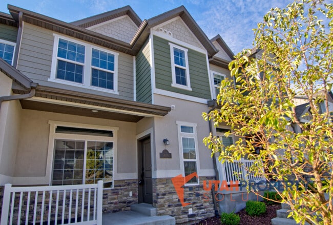 property at 5670 W Pelican Ridge Ln