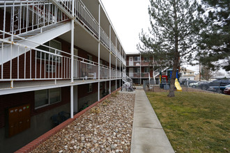 Westchester Apartments in Westminster, CO - Foto de edificio - Building Photo