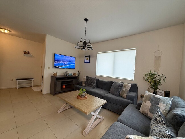 311 NW 95th St