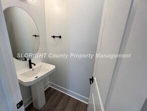 1974 San Luis Rnch Rd in San Luis Obispo, CA - Building Photo - Building Photo