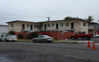 1476 La Playa Ave Apartments