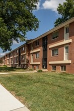 Winston Apartments in Baltimore, MD - Foto de edificio - Building Photo