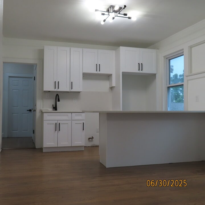 348 Boyden Ave, Unit 4 in Maplewood, NJ - Building Photo